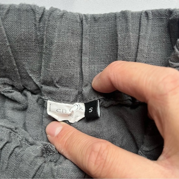 LEN OK grey linen elastic waist tapered leg cropped pants - Picture 5 of 5